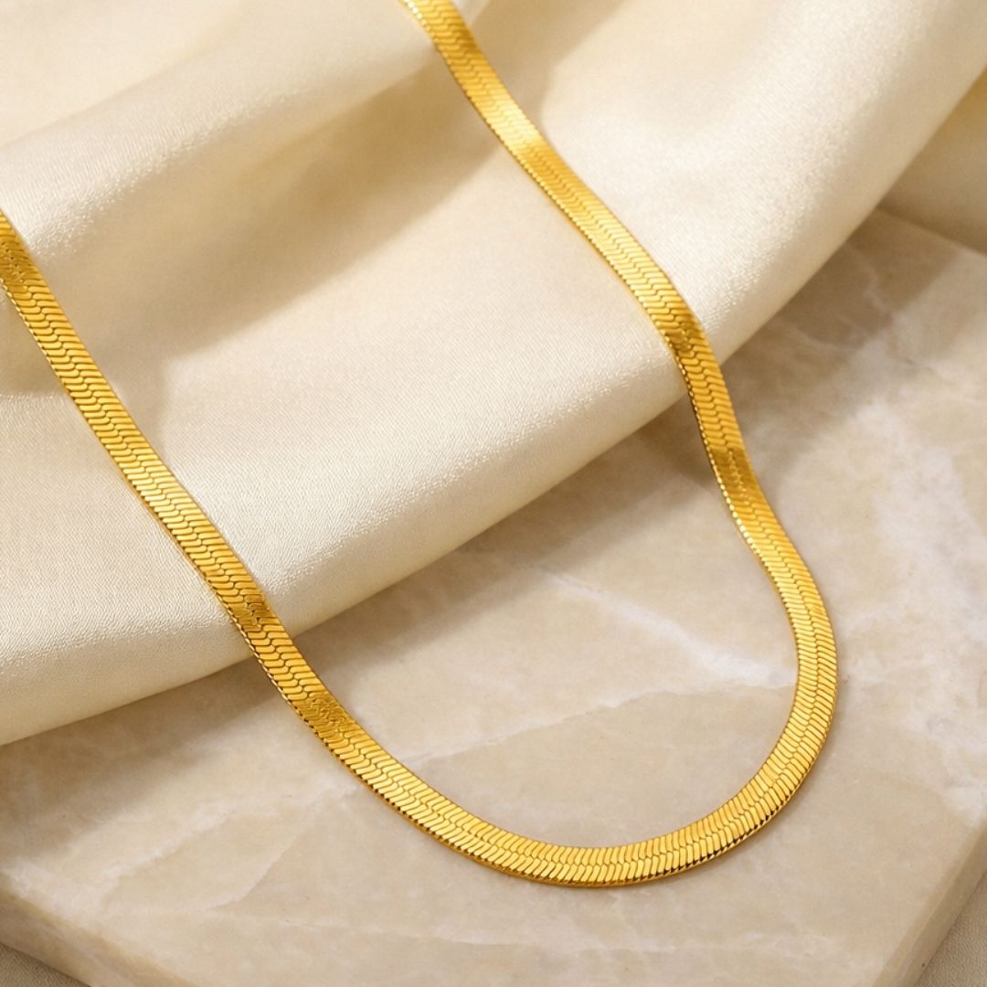 Colar Banhado Ouro 18K malha flat M