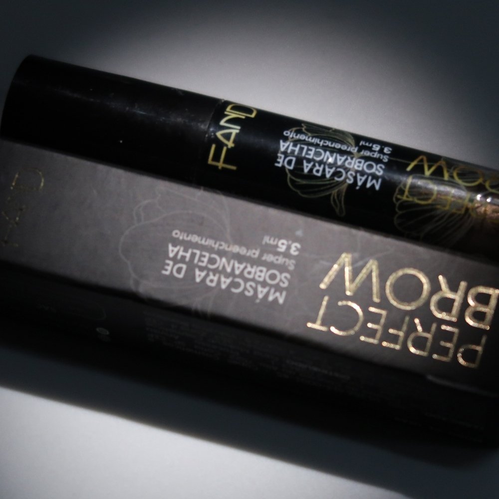 Mascara de sobrancelhas (2)