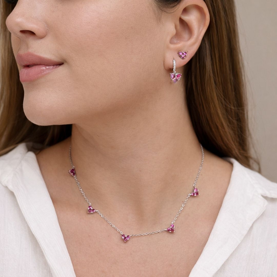 COMPRE JUNTO - Dois Brincos e Colar