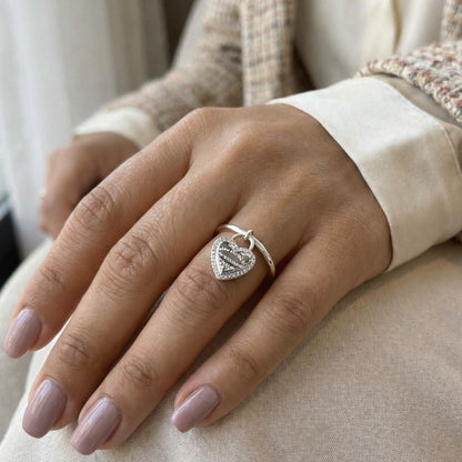 Anel pingente de Coração detalhes cravejado