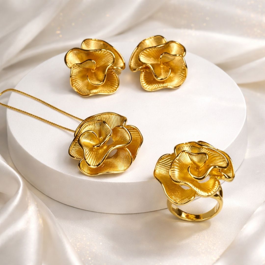 Conjunto de Flor Brinco, colar e anel Aro 24