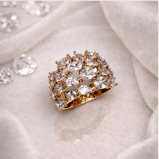 Anel largo gotas cravadas