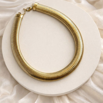 Colar Largo Choker Salamandra