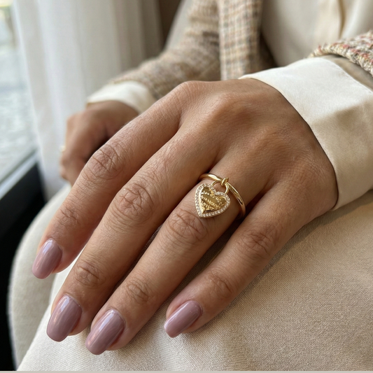 Anel pingente Coração detalhe cravejado