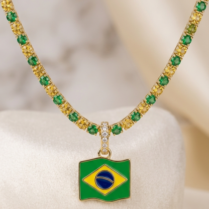 Colar Rivieira Verde e Amarelo 4 pontas, 3mm cada pedra, banho ouro 18K