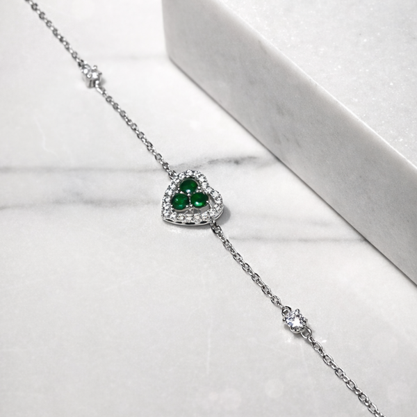 Pulseira Coração Verde Cravejado em Volta