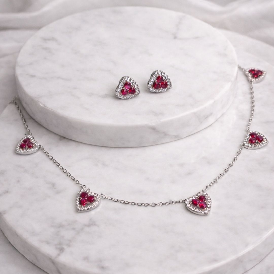 Conjunto Corações Pink Cravejado em Volta