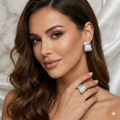 Conjunto Anel Aro 18 e Brinco Cravejado de Luxo